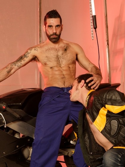 Horny bikers David Torres and Tony Duque fucking